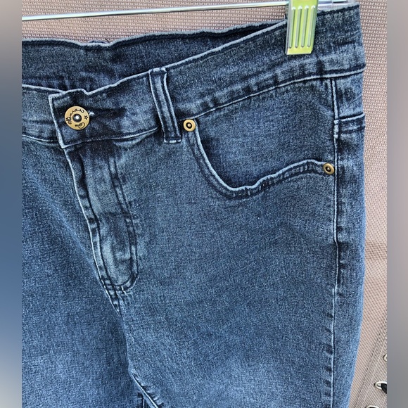 DG2 Diane Gilman Denim Stretch Ankle Jeans - Picture 3 of 12